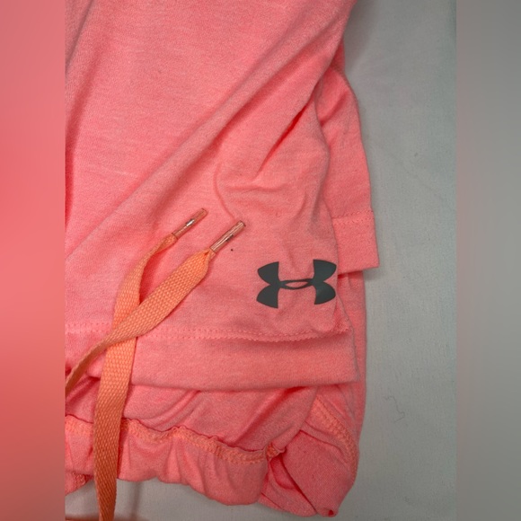 Under Armour Women's Threadborne Train Twist
Hoodie, HeatGear, Size SM - Picture 4 of 4